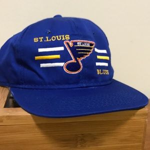 St. Louis Blues SnapBack. Officially Licensed NHL.